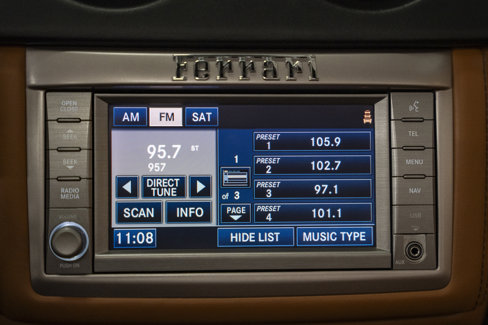 Used 2011 Ferrari California image 46