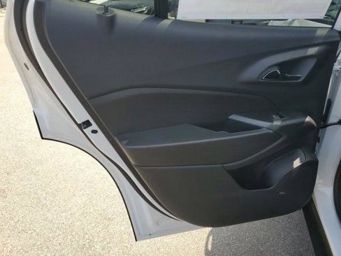 New 2025 Chevrolet Trax RS w/ Driver Confidence Package image 15