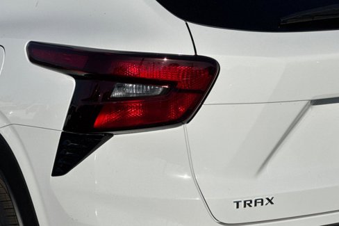 New 2025 Chevrolet Trax ACTIV w/ Sunroof Package image 34