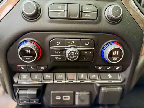 Used 2021 Ford Explorer Platinum w/ Equipment Group 601A image 13