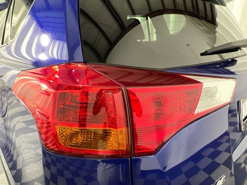 Used 2015 Toyota RAV4 Limited image 14