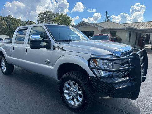 Used 2011 Ford F250 Lariat w/ Lariat Interior Pkg image 3