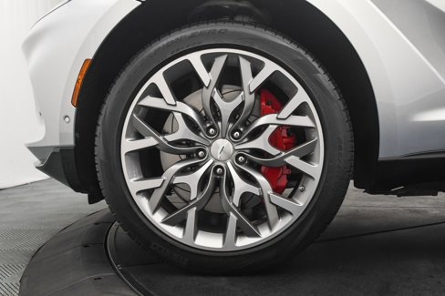 Used 2021 Aston Martin DBX image 32