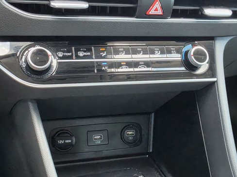 Used 2020 Hyundai Sonata SE image 20