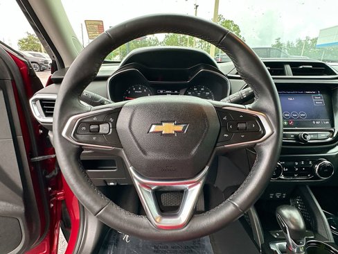 Used 2021 Chevrolet TrailBlazer LT w/ Premium Seating Package image 12