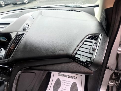 Used 2016 Ford Escape Titanium image 40