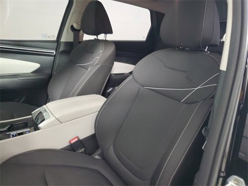 Used 2022 Hyundai Tucson SE image 22