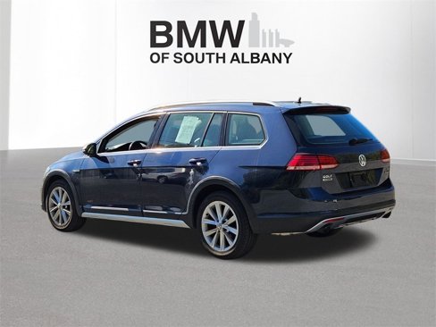 Used 2018 Volkswagen Golf Alltrack S image 6