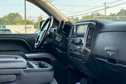 Used 2018 Chevrolet Silverado 1500 LT w/ All Star Edition image 9
