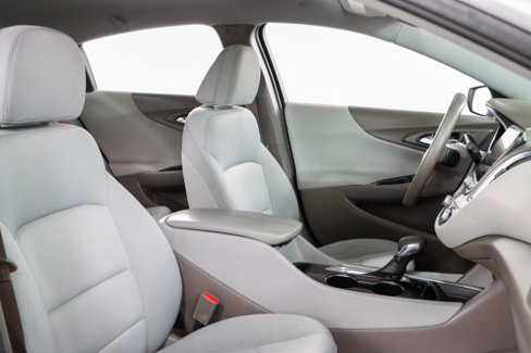 Used 2021 Chevrolet Malibu LT image 26