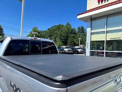 Used 2014 Ford F150 Platinum image 18