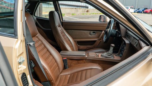 Used 1988 Porsche 924 S image 58