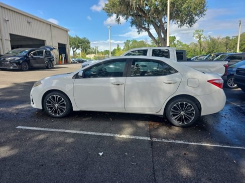 Used 2015 Toyota Corolla S image 4