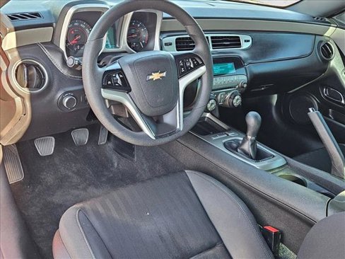 Used 2015 Chevrolet Camaro LS image 10