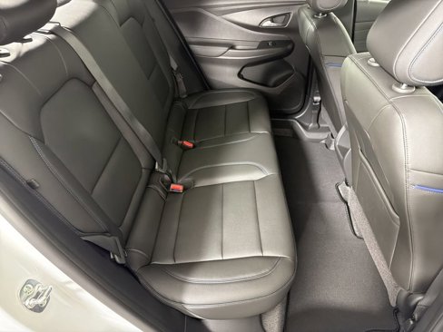 New 2025 Buick Envista Sport Touring w/ Convenience I Package image 13
