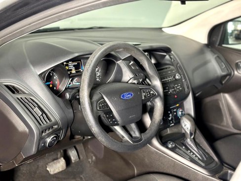 Used 2017 Ford Focus SE image 20