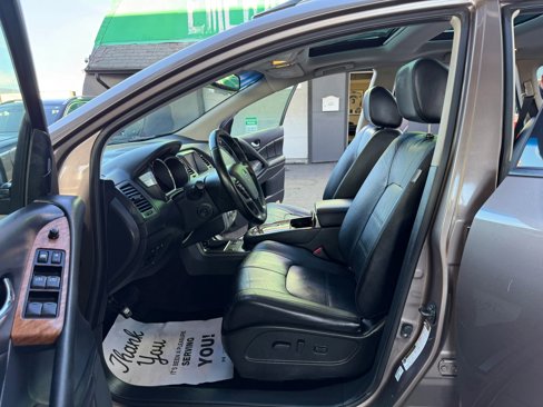 Used 2014 Nissan Murano LE w/ Platinum Edition Package image 9