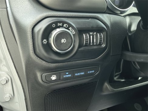 Used 2022 Jeep Wrangler Unlimited Rubicon 4xe w/ Cold Weather Group image 26