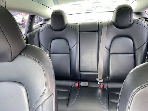 Used 2018 Tesla Model 3 Long Range image 12