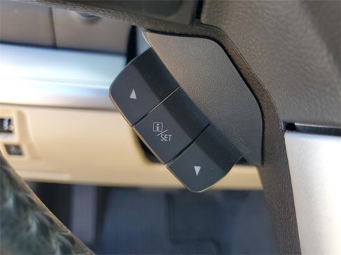 Used 2017 Subaru Outback 2.5i Premium image 13