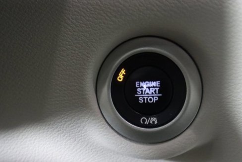 Used 2018 Chrysler Pacifica Touring Plus image 31