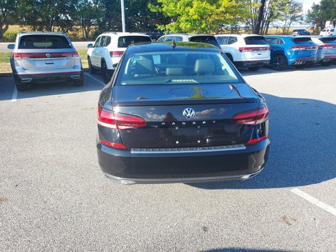 Used 2022 Volkswagen Passat 2.0T SE image 6