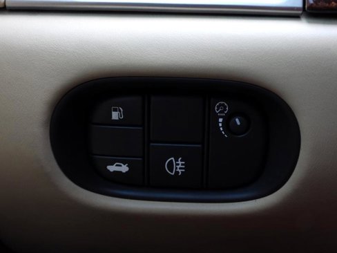 Used 2011 Jaguar XK Coupe image 74
