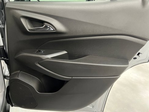 Used 2024 Chevrolet Trax LT image 19