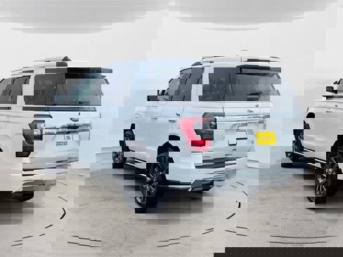 Certified 2021 Ford Expedition Limited image 3