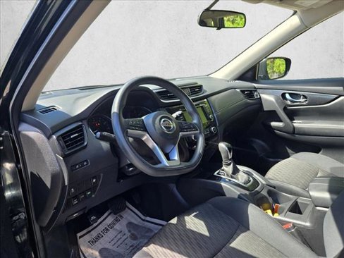 Used 2018 Nissan Rogue S image 11