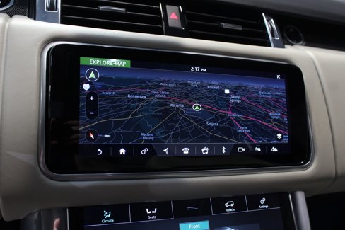 Used 2020 Land Rover Range Rover Sport HST image 47