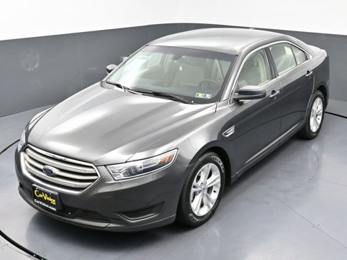 Used 2017 Ford Taurus SE image 39