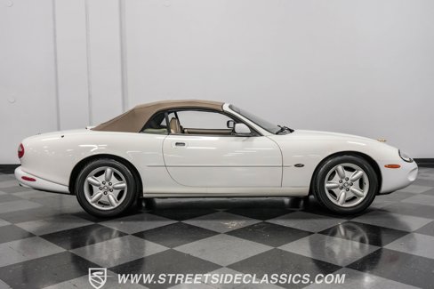 Used 1998 Jaguar XK8 Convertible image 13