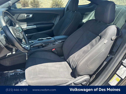 Used 2018 Ford Mustang Coupe image 10