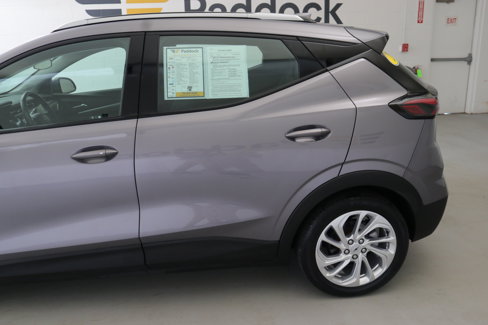 Used 2023 Chevrolet Bolt EUV LT w/ Comfort Package image 5