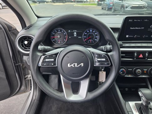 Used 2023 Kia Forte LXS image 30