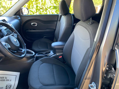 Used 2019 Kia Soul + image 23