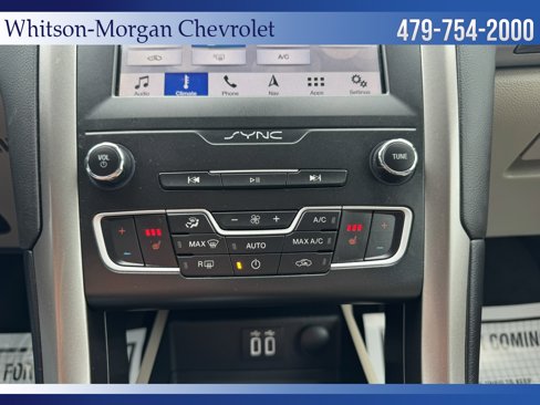 Used 2019 Ford Fusion SEL image 21