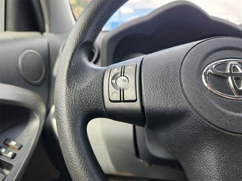 Used 2012 Toyota RAV4 4WD image 16