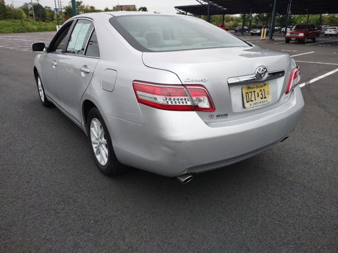 Used 2010 Toyota Camry XLE image 7