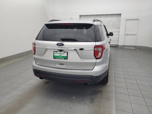 Used 2017 Ford Explorer FWD image 7