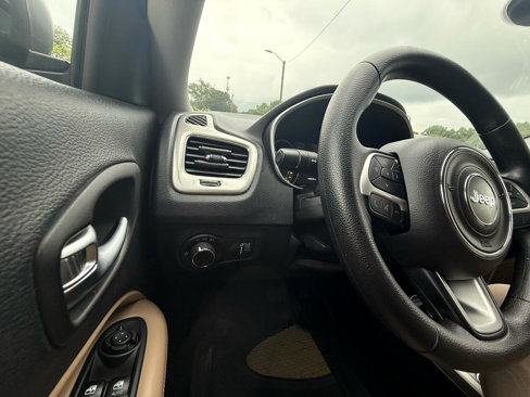 Used 2018 Jeep Compass Sport image 20
