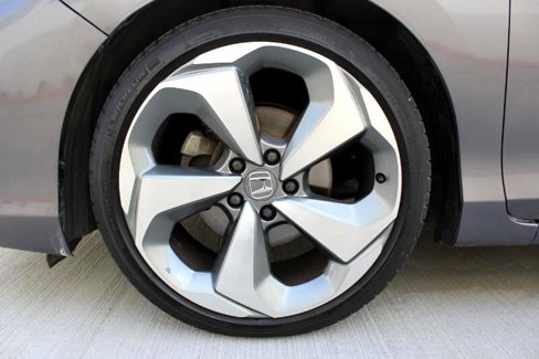 Used 2017 Honda Accord EX-L image 33
