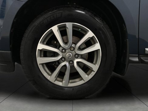 Used 2016 Nissan Pathfinder SL w/ SL Tech Package image 14