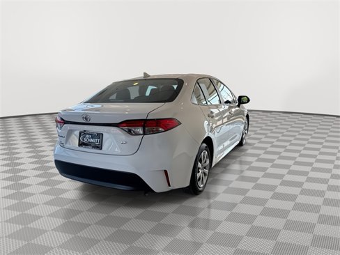 Used 2023 Toyota Corolla LE image 11