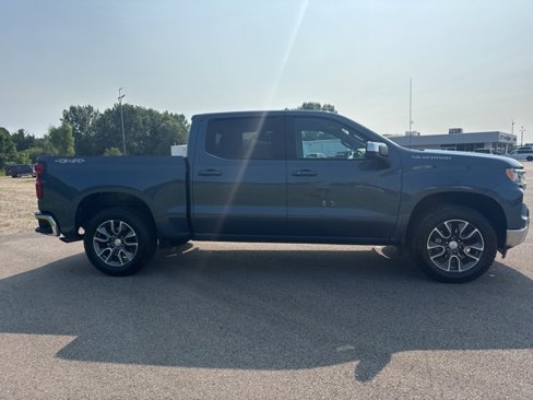 Used 2024 Chevrolet Silverado 1500 LT image 6