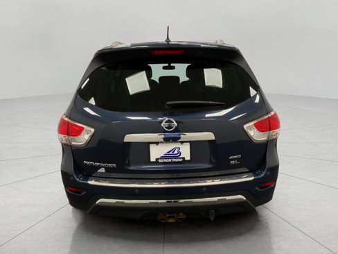Used 2016 Nissan Pathfinder SL w/ SL Tech Package image 6