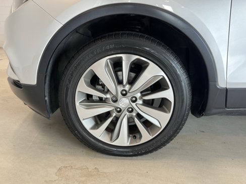 Used 2017 Buick Encore Preferred image 9
