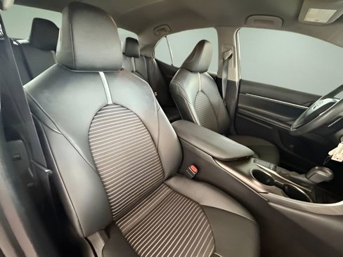 Used 2022 Toyota Camry SE image 26
