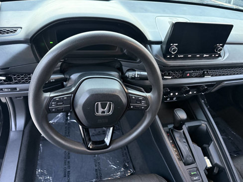 Used 2023 Honda Accord EX image 10